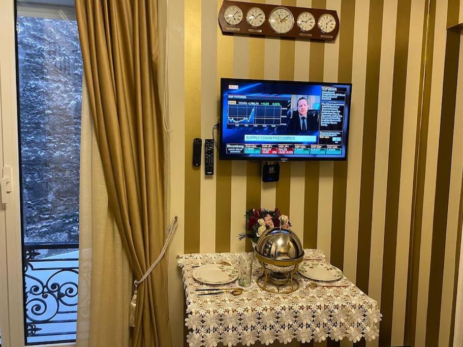 Premium Studio 2 Minutes Walk From Champs-Elysees Paris Eksteriør billede